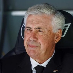 开云娱乐-安帅：本泽马今天射门脚感不佳 但这不是体能原因